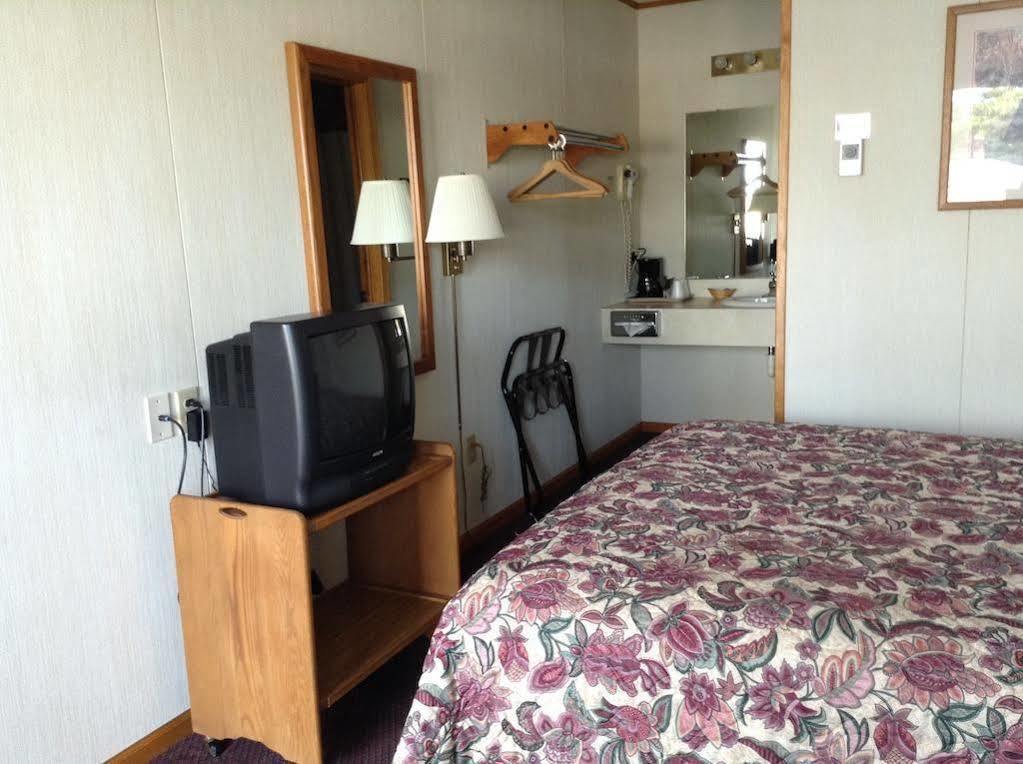 Lighthouse View Motel 맥키노 시티 외부 사진